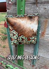 Load image into Gallery viewer, 𝓡𝓸𝓼𝓮 𝓓𝓾𝓷𝓷 585