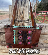 Load image into Gallery viewer, Cat Ballou 512