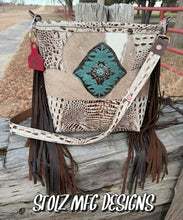 Load image into Gallery viewer, 𝓡𝓸𝓼𝓮 𝓓𝓾𝓷𝓷 654