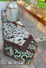 Load image into Gallery viewer, Table Runner 20