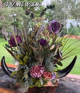 Horn Floral Arrangement 9