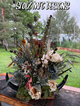 Load image into Gallery viewer, Horn Floral Arrangement 6
