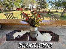 Load image into Gallery viewer, Table Runner 46
