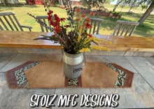 Load image into Gallery viewer, Table Runner 48
