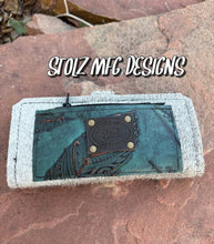 Load image into Gallery viewer, 𝓦𝓪𝓵𝓵𝓮𝓽 72
